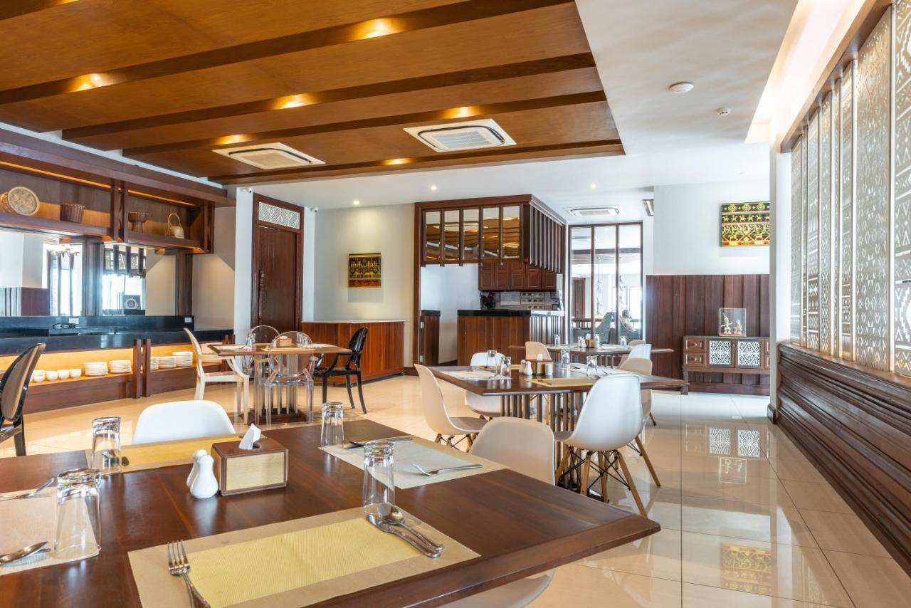 Grand Hotel Vientiane Buitenkant foto