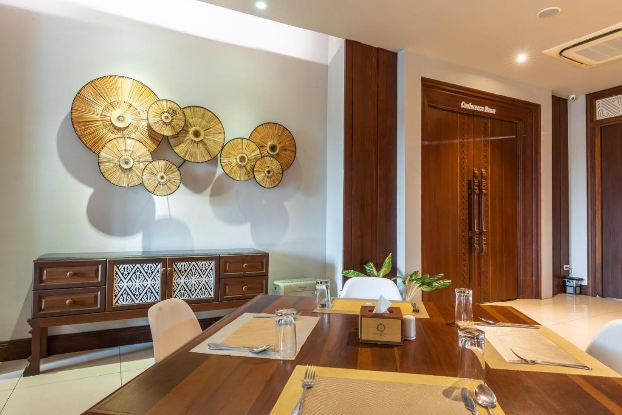 Grand Hotel Vientiane Buitenkant foto